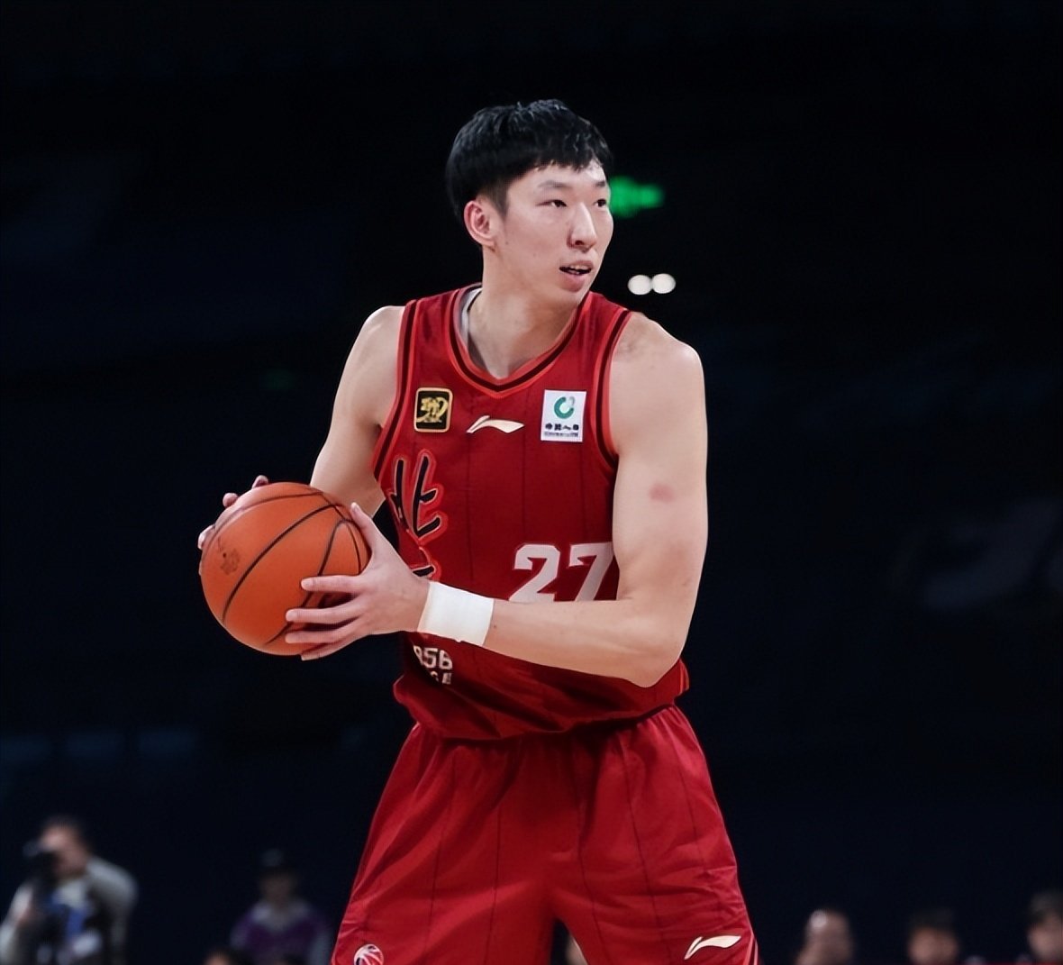 北京队在客场激烈比拼保持领先的简单介绍 北京队在客场激烈比拼保持领先的简单介绍