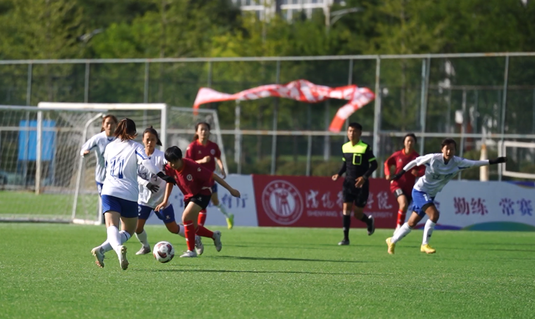 参加女足比赛的队伍获得鼓舞的表现 参加女足比赛的队伍获得鼓舞的表现