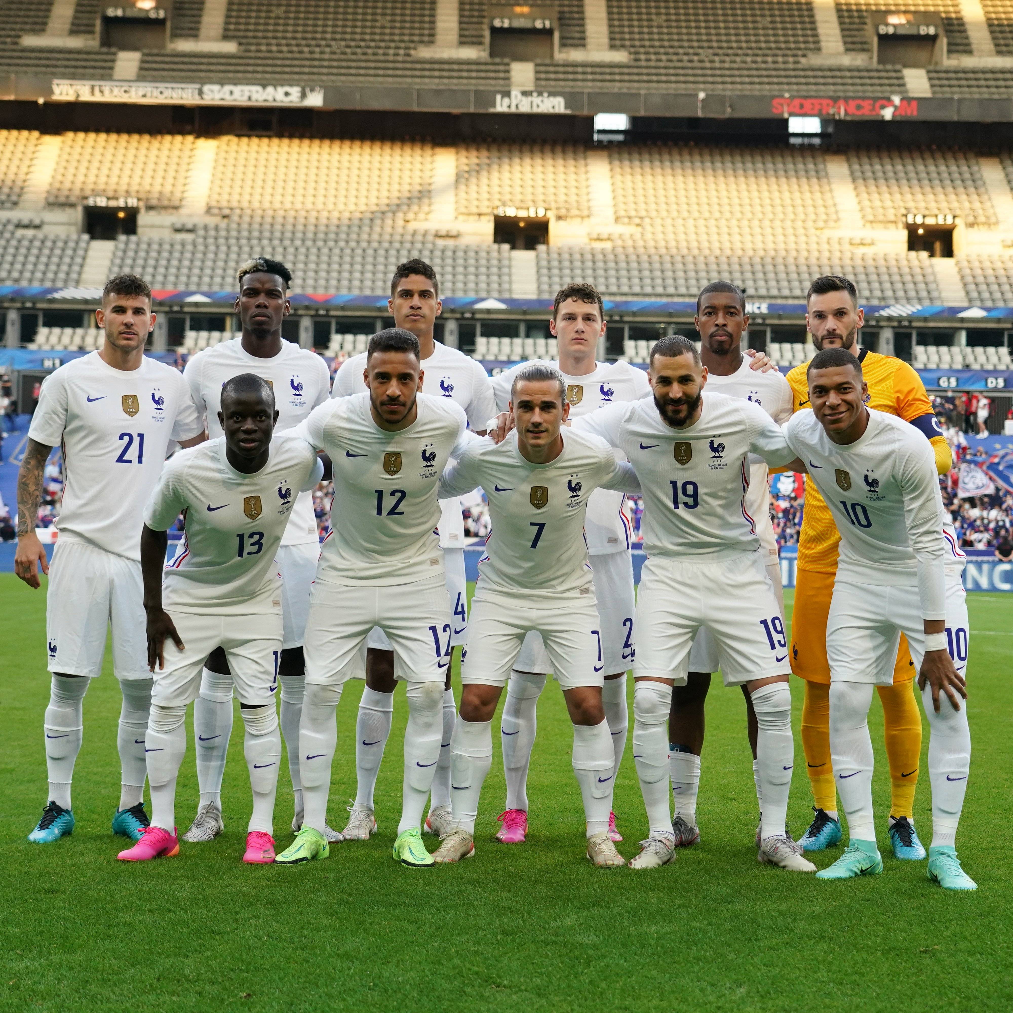 泰国队横扫法国队,黄鸭组合带队取胜 泰国队横扫法国队,黄鸭组合带队取胜