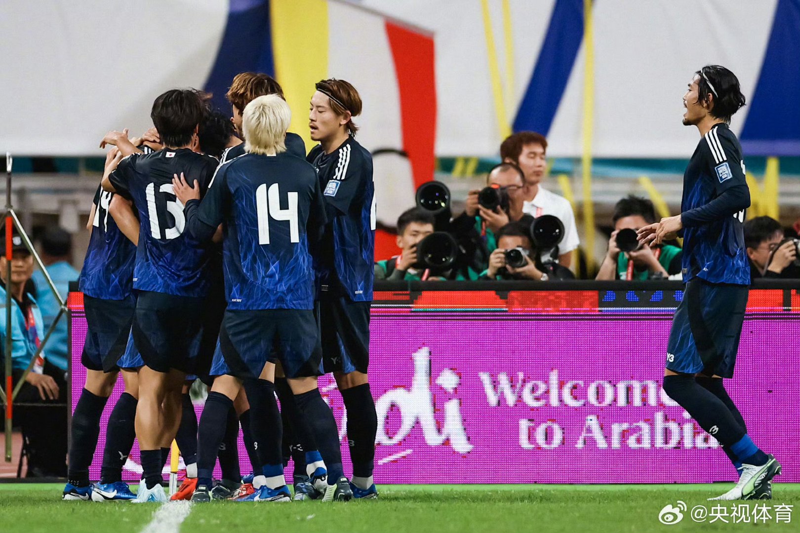 日本队轻取奥地利队,林高远点燃赛场 日本队轻取奥地利队,林高远点燃赛场